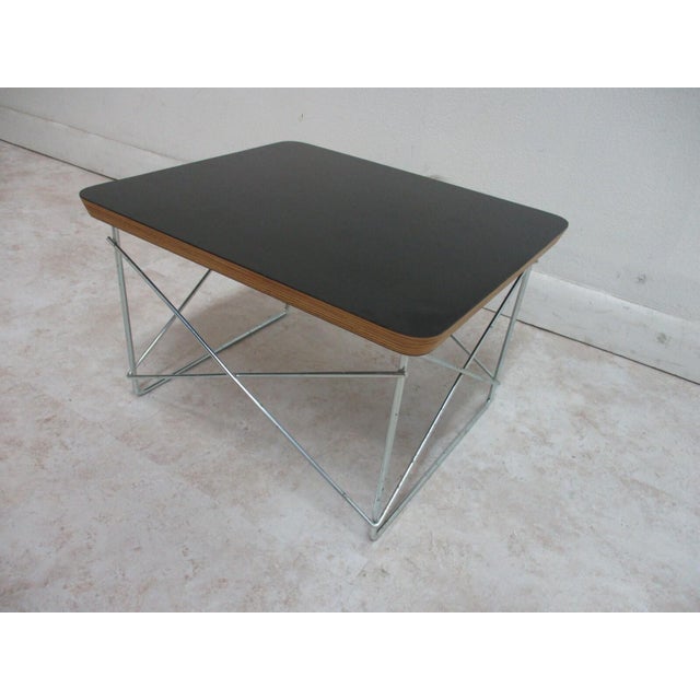 Great shape tight and sturdy. minor age related wear. Please see photos as they are considered part of the description.....