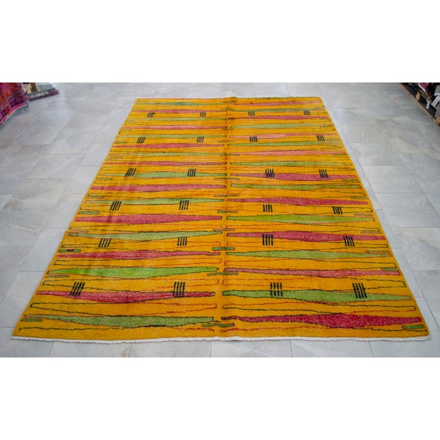 Vintage Turkish Rug – Zeki Muren Art Deco Abstract Wool Carpet, Mid-Century Collector Masterpiece 7′1″ × 10′1″ For Sale - Image 9 of 15