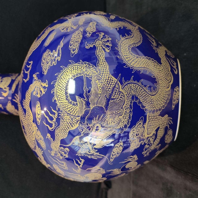 White Chinese Ceramic Vase,Kangxi Marked Blue Ground Gold Drawing Porcelain Tianqiu Vase Hand Painted Dragon Pattern For Sale - Image 8 of 13