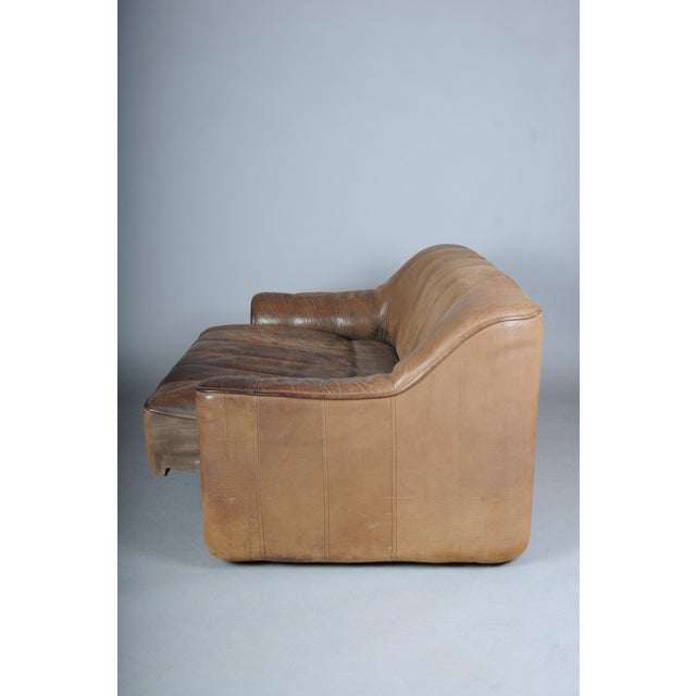 Vintage DS44 Two-Seater Buffalo Leather Sofa from de Sede, 1970s For Sale - Image 9 of 18