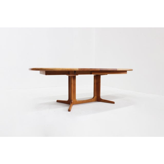 Vintage Danish Oval Extendable Dining Table in Teak from Glostrup, 1960s For Sale - Image 4 of 10