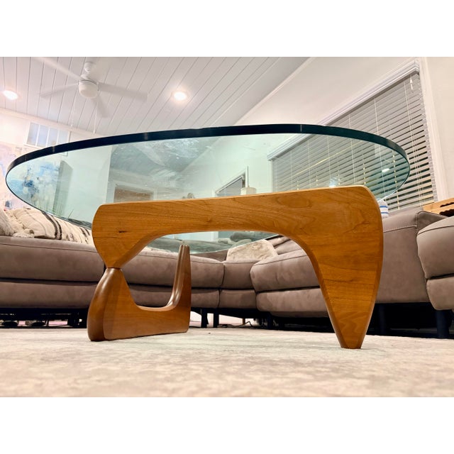 Herman Miller original Noguchi Table balances delicacy with sturdy, solid-wood construction in an understated yet...