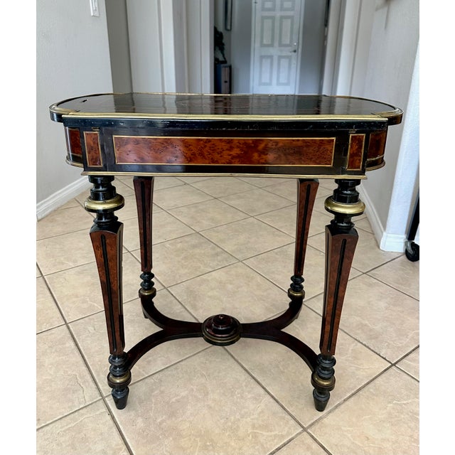 Antique 19th-Century French Napoleon III Work or Vanity Side Table For Sale - Image 4 of 18