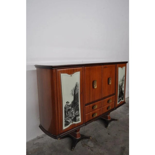 Mahogany Pear Tree, Brass & Glass Top Drawers Sideboard with Allegorical Drawings & Internal Lightning from F.lli Rigamonti Desio, Milano, 1940s For Sale - Image 3 of 14