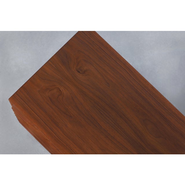 Mid-Century Modern Walnut and Lacquer Credenza by American of Martinsville For Sale - Image 14 of 15