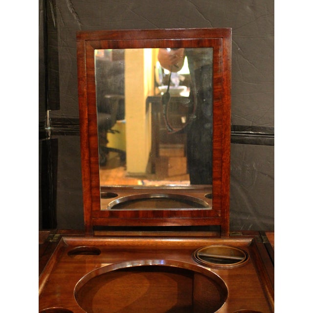 English Late 18th-Early 19th Century English Gentleman's Dressing Table For Sale - Image 3 of 13