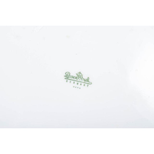 White Dinner Plates in Porcelain by Rosenthal, 1980s, Set of 4 For Sale - Image 4 of 5