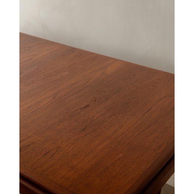Brown Danish Modern Teak Extendable Dining Table attributed to Sven Ellekaer, Denmark, 1960s For Sale - Image 8 of 18