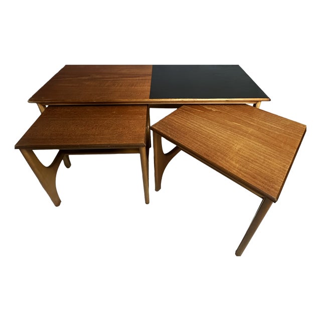 Vintage Nesting Tables in Teak, 1970s, Set of 3 For Sale