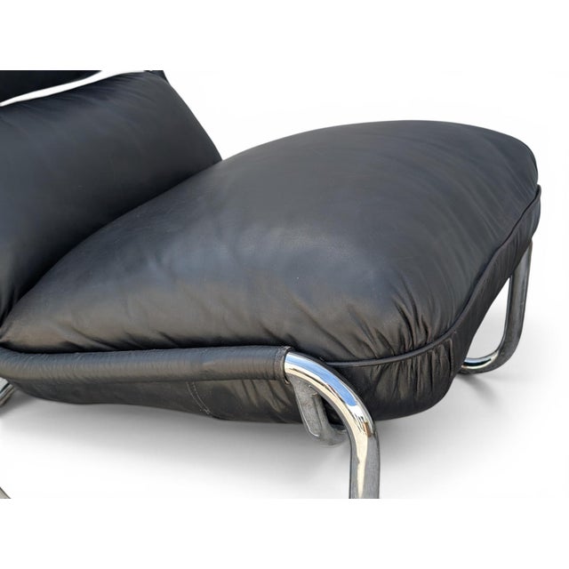 Italian Living Room Chair in Black Leather and Tubular Steel, 1970s For Sale - Image 6 of 8