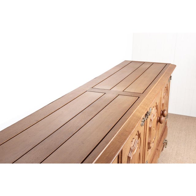 Mid-Century Modern Large French Sideboard in Oak by Guillerme et Chambron for Votre Maison, 1960s For Sale - Image 3 of 18
