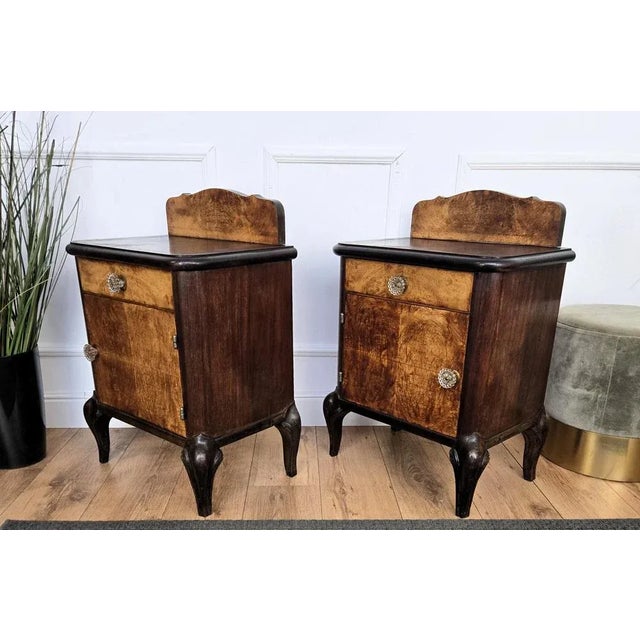 Italian Art Deco Nightstands in Burl Walnut, 1940s, Set of 2 For Sale - Image 9 of 10