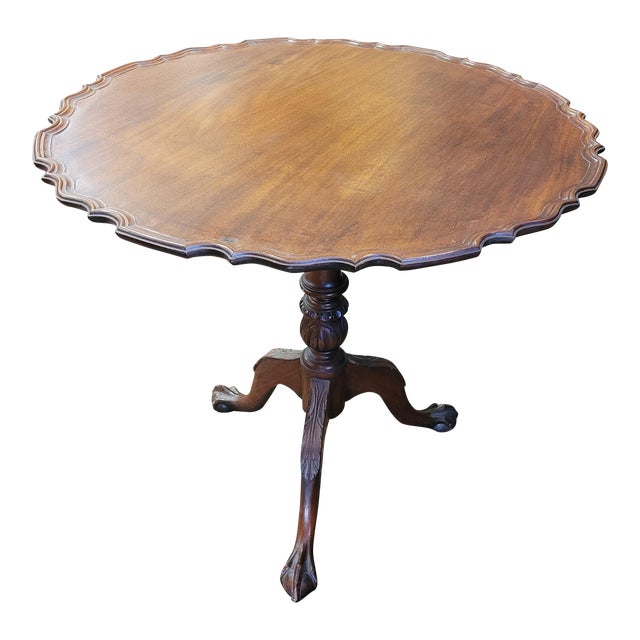 1950s Vintage Chippendale Tilt Top Piecrust Edge Tea Table For Sale