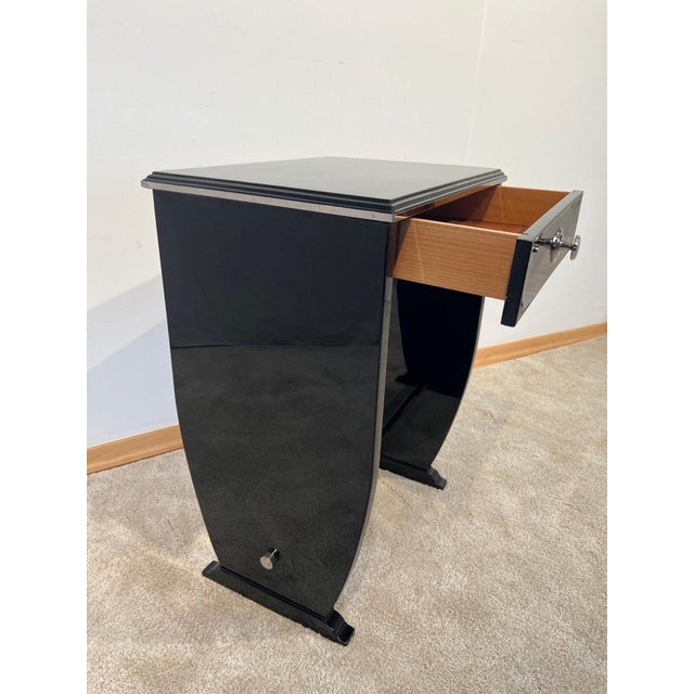 Art Deco Side Table with Drawer, Black Lacquer and Chrome, France, 1930s For Sale - Image 18 of 18