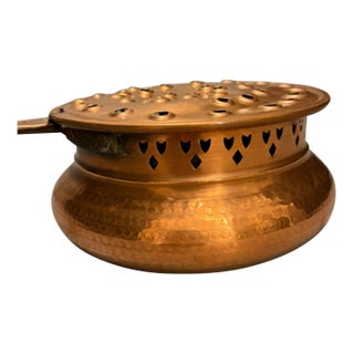Antique Copper Bed Warmer With Perforated Lid and Iron Handle For Sale