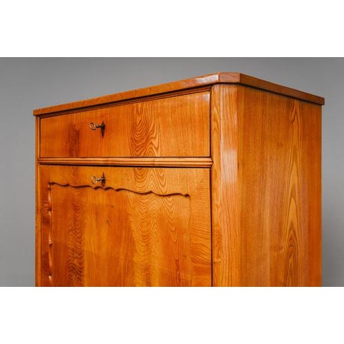 Biedermeier Standing Secretaire in Mahogany For Sale - Image 15 of 18