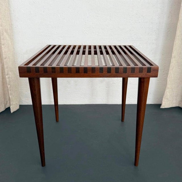 1950s Mid-Century Modern Slatted Walnut Side Table by Mel Smilow For Sale In New York - Image 6 of 9