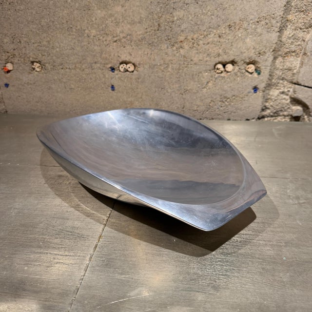 Metal Nambé Butterfly Bowl Mid-Century Modern Serving Dish Richard K. Thomas For Sale - Image 7 of 11