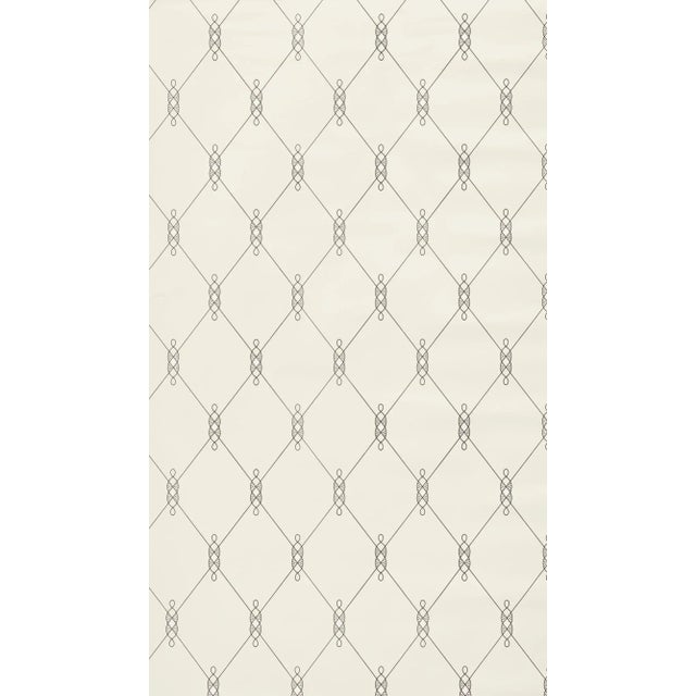 This listing is for a wallpaper sample only. If you'd like to purchase this wallpaper, please click here:...