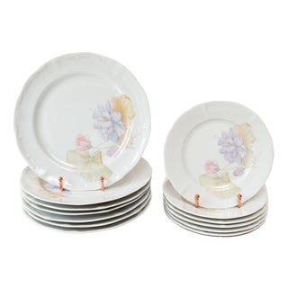French Porcelain Dinner and Dessert Plate Service for 6 from Chauvigny, 1960s, Set of 13 For Sale