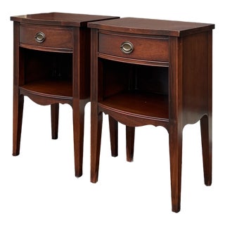 Vintage White Fine Furniture Federal Mahogany 1 Drawer Nightstands - A Pair For Sale