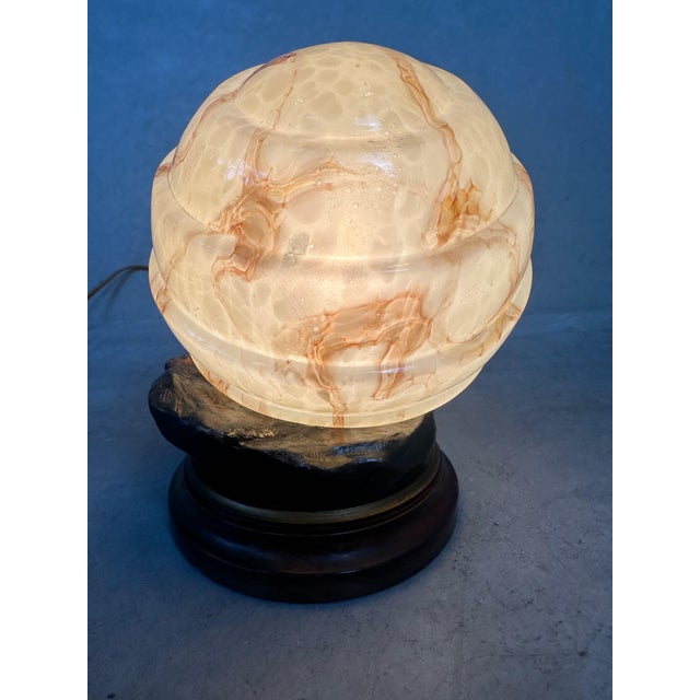 1930s Art Deco Table Lamp in Opaline Glass and Bronze by J.M., Belgium, 1930s For Sale - Image 5 of 13