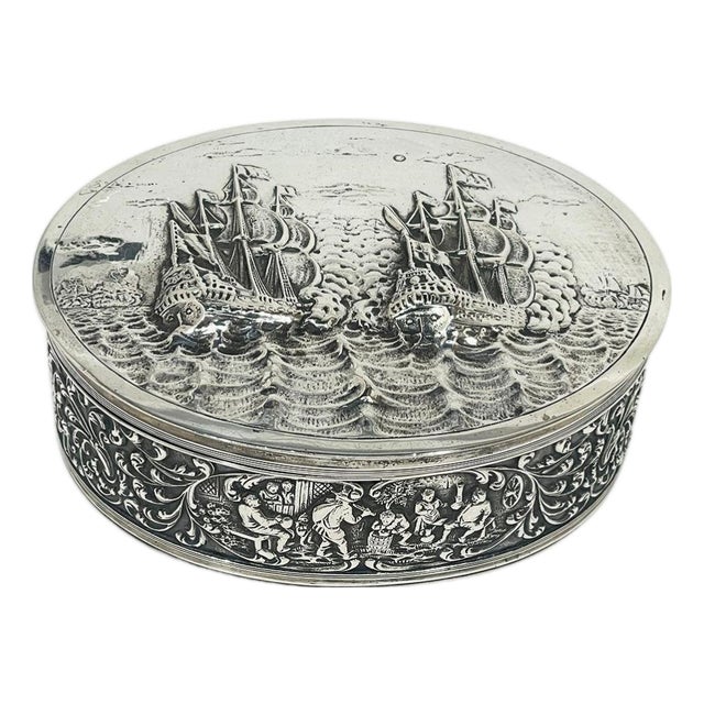 Dutch Silver Decorative Box with Scene of 17th-Century Dutch Flagships, 1926 For Sale