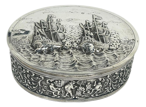 Dutch Silver Decorative Box with Scene of 17th-Century Dutch Flagships, 1926