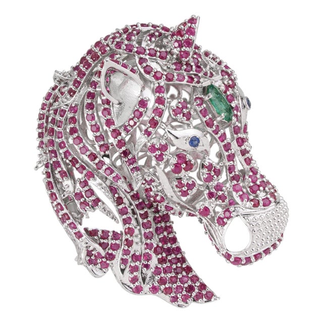 Vintage Style 4.1 Ct Pavé Set Ruby Horse Head Unisex Brooch - Luxury Christmas Gift For Sale