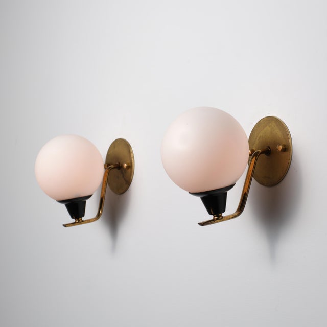 Vintage Italian Wall Sconces in Brass and Opaline Glass, 1950s, Set of 2 For Sale - Image 9 of 12