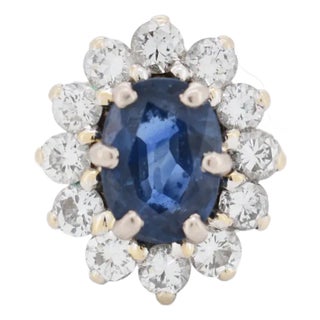 Natural Sapphire and Diamond Daisy Ring, Size 5.75 For Sale