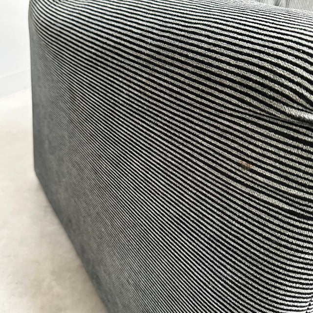 Maralunga Two-Seater Sofa by Vico Magistretti for Cassina, 1990s For Sale - Image 12 of 18