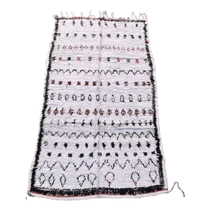 1980s Vintage White Moroccan Rug - 5'3" X 9'3" Ft