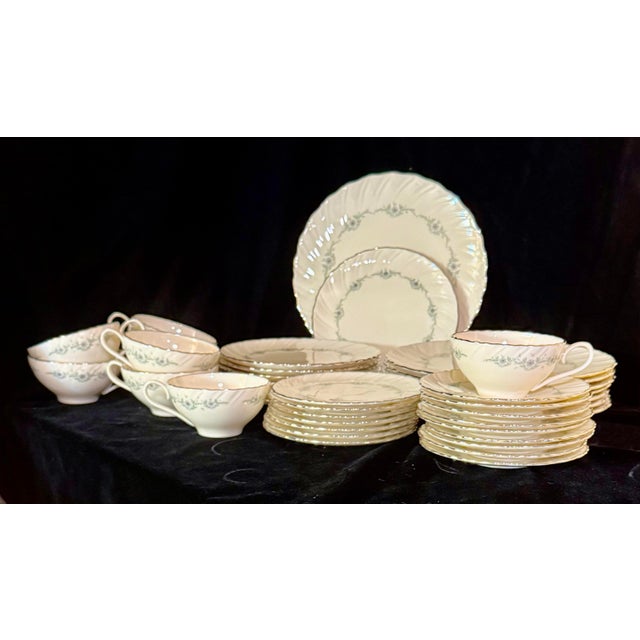 Lenox 1980s Lenox Musette Service for Eight Dinnerware - 40 pcs For Sale - Image 4 of 12