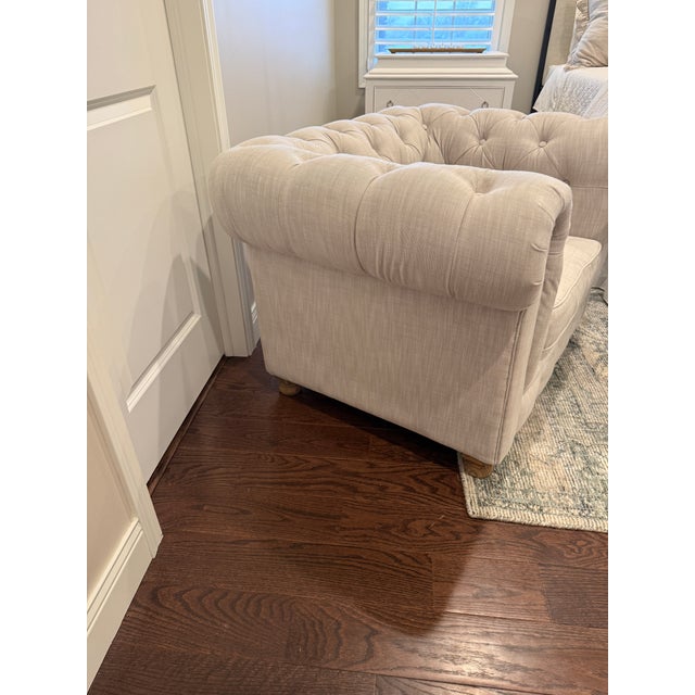 Petite-size collections are perfectly proportioned for smaller spaces Kiln-dried hardwood frame Deep hand-tufting and...