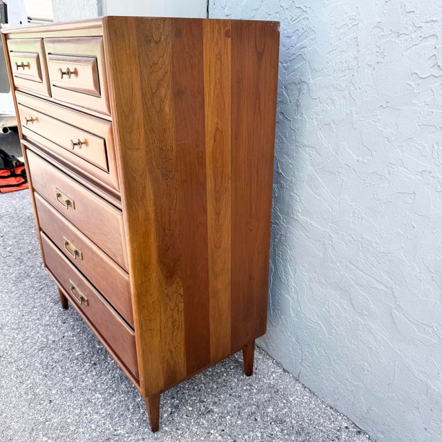 Brown Mid-Century Modern Cliff House 6-Drawer Chest by Heywood-Wakefield For Sale - Image 8 of 12