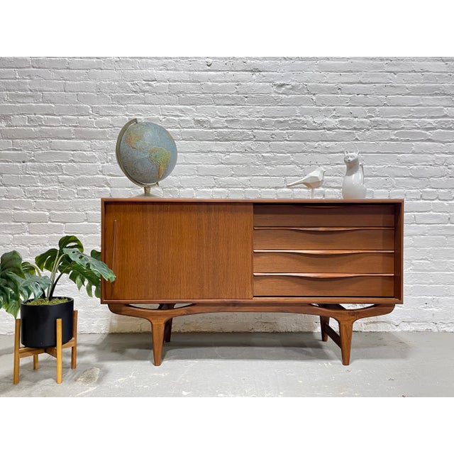 Mid Century Modern Styled Handmade Sculptural Credenza / Media Stand / Sideboard For Sale - Image 4 of 13