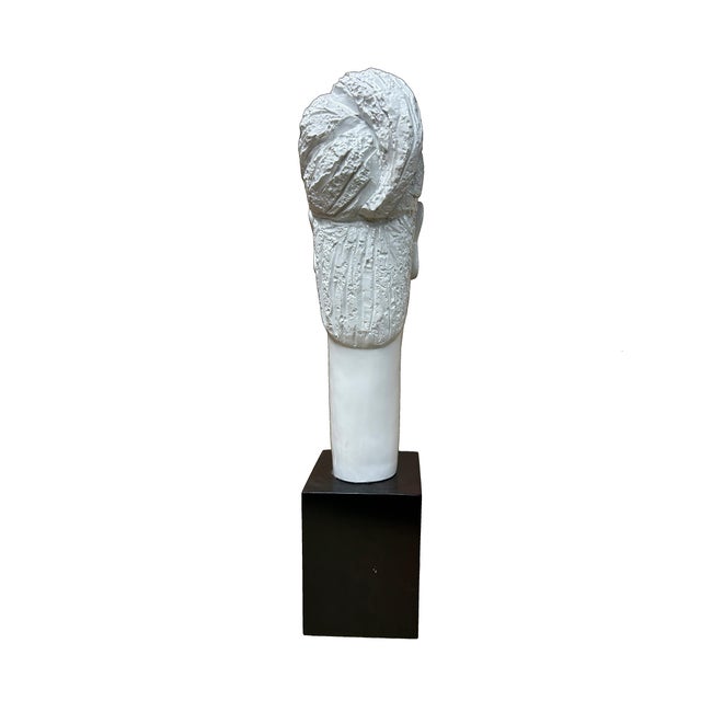 1980s White Artistic Modern Fiber Glass Figurative Display Sculpture Art For Sale - Image 5 of 6