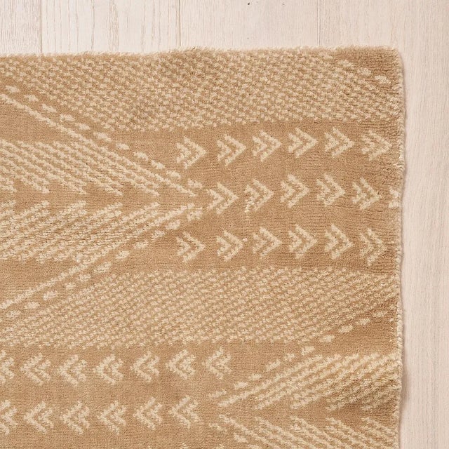 Made with a wool-and-cotton jacquard weave, Fitzgerald is a large-scale zigzag pattern with unique chevron details and...
