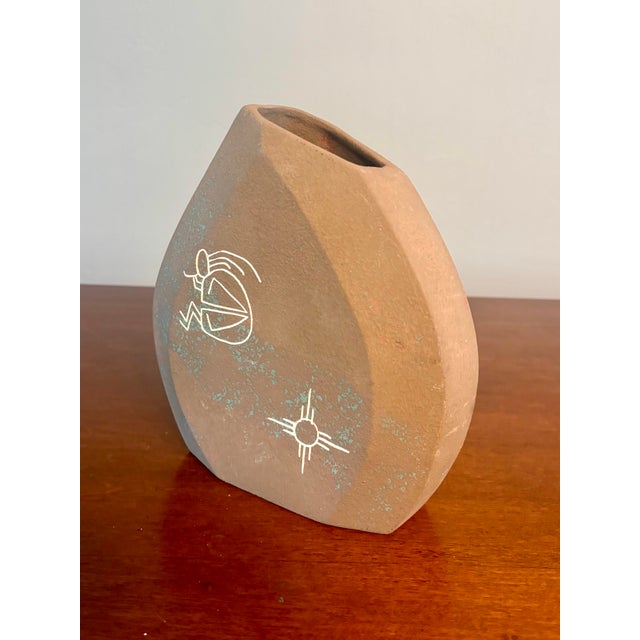 1970s Vintage Southwestern Native American Style Ceramic Vase With Kokopelli Motif For Sale - Image 5 of 7