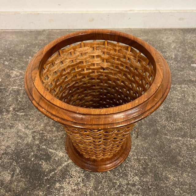 Mid-Century Modern Rude Osolnik Danish American Modern Woven Wastebasket For Sale - Image 3 of 12