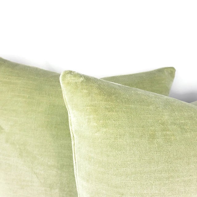 Contemporary Glant Textiles Symphony Velvet in Leaf Pillow Cover - 20” X 20” Apple Green Textured Velvet Cushion Case For Sale - Image 3 of 4