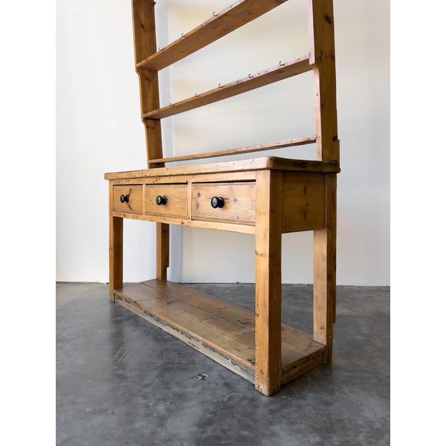 Traditional Antique Pine Georgian Pot Board With Plate Rack For Sale - Image 3 of 9