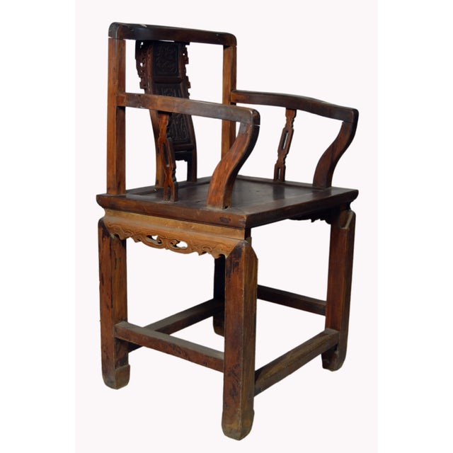 Chinese Yumu Official's Chair With Hand-Carved Splat and Fretwork For Sale In New York - Image 6 of 9