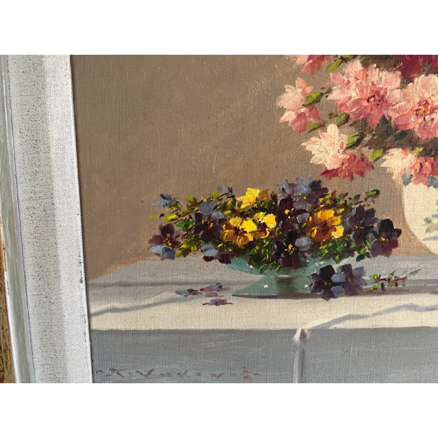 Chinoiserie Still Life Oil Painting by Kiest Vukovic – Floral Arrangement With Chinoiserie Urn For Sale - Image 3 of 9