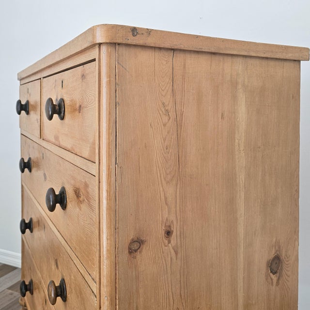 Antique English Pine Chest of Drawers (Dresser)with Dark Knobs - Circa 1870 For Sale - Image 4 of 18