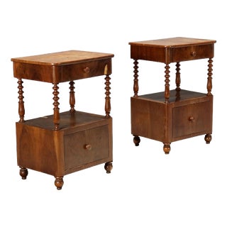 19th Century Antique Louis Philippe Nightstands in Walnut, Italy, Set of 2 For Sale