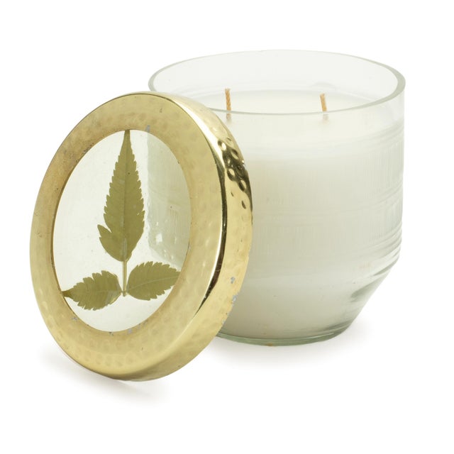 Contemporary Whit Currant Scented Soy Candle with Pressed Floral Lid 4.25"D For Sale - Image 3 of 5