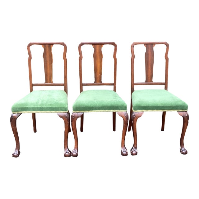 Vintage Queen Ann Dining Chairs - Set of 3 For Sale