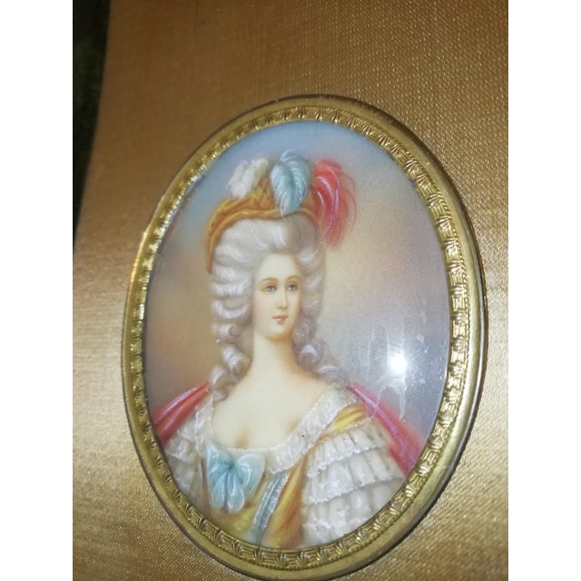 Metal Frames with Curved Glass in Velvet and Tassel, 1950s, Set of 2 For Sale - Image 7 of 10